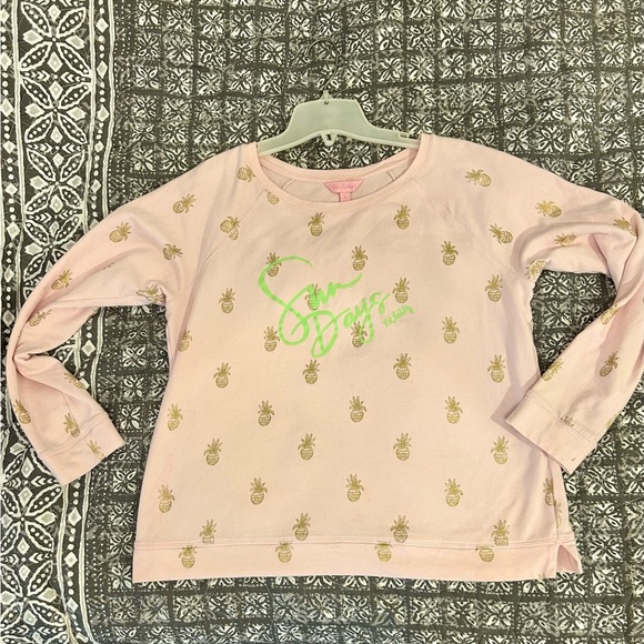 Lilly Pulitzer Tops - Lilly Pulitzer Pink Top with Gold Pineapple NWOT